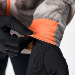 Gore Wear Women's Drive Jacket - Black -QQ Styles 100845 BFAY 5 1