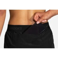 Women's Chaser 3" Shorts - Black/Brooks -QQ Styles 221463 006 D2 Chaser 3in Short