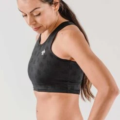 Women's Crop Hop Support & Pocket Bra - Black -QQ Styles DSC00816 5000x da937662 2129 4448 ba23 8595f55e55b4