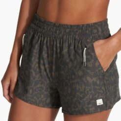 Vuori Women's Dash Short - Cocoa Spots -QQ Styles VW367CSO FA23 W ECOMM SHORTS DETAIL 8