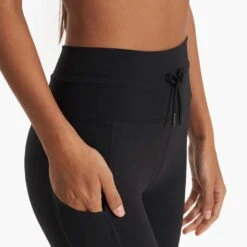 Vuori Women's Daily Pocket Legging - Black -QQ Styles VW490BLK FA22 W ECOMM BOTTOM 3268