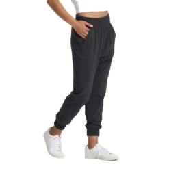 Vuori Women's Villa Jogger - Black -QQ Styles VW493BLK 2132