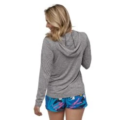 Patagonia Women's Cap Cool Daily Hoody - Feather Grey 9 Patagonia Women's Cap Cool Daily Hoody - Feather Grey -QQ Styles WBS20 45315 FEA SV2